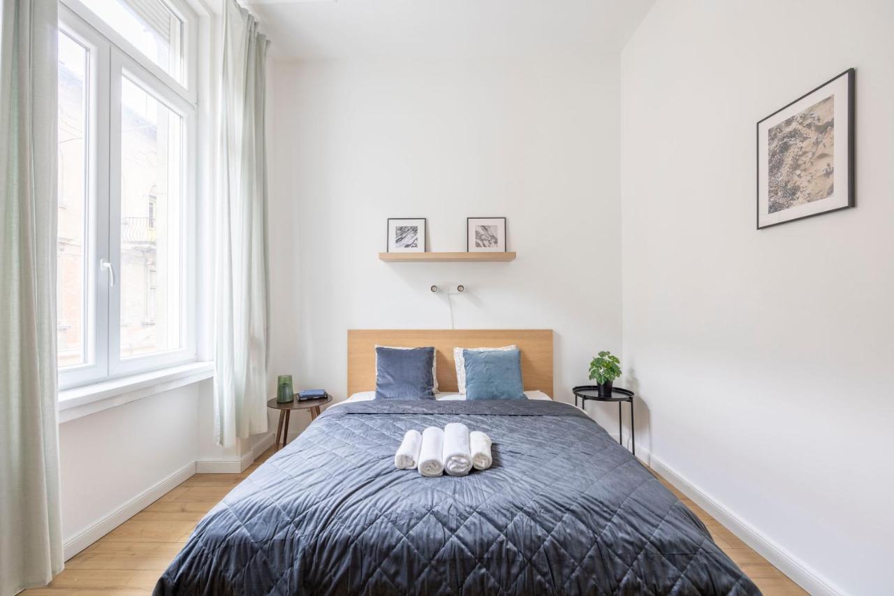 Central Grand Apartment With 5Bedrm 2Bathroom Budapest Ngoại thất bức ảnh