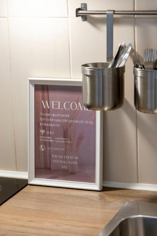 Central Grand Apartment With 5Bedrm 2Bathroom Budapest Ngoại thất bức ảnh