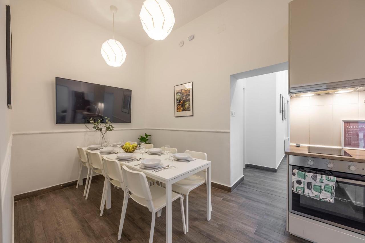 Central Grand Apartment With 5Bedrm 2Bathroom Budapest Ngoại thất bức ảnh